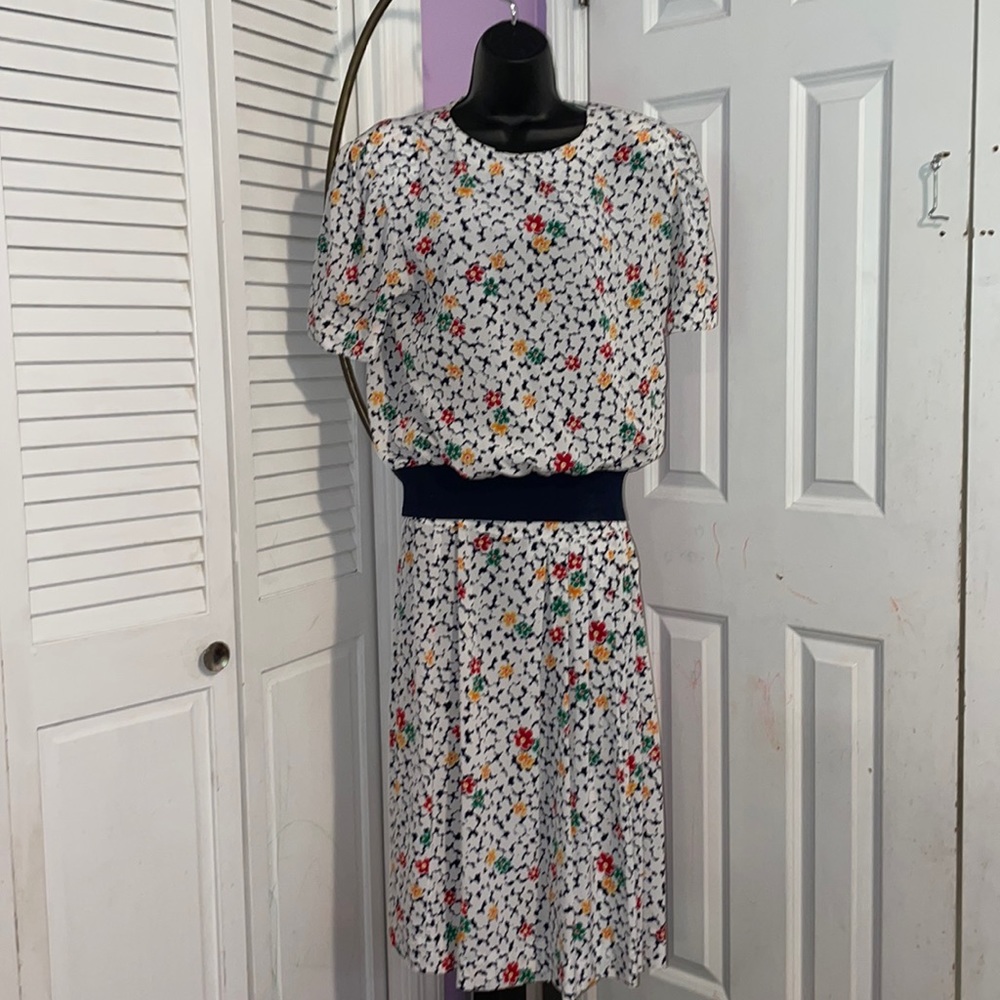 Anne Klein size 12 Floral Print Skirt Set- Size 12